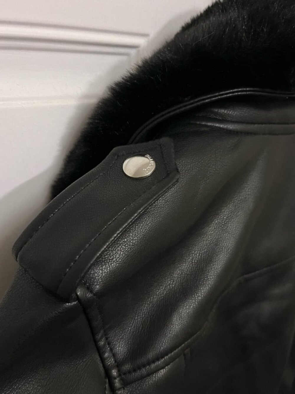 Blank NYC Faux Leather Moto Jacket w/ Removable Fur Collar M - Picture 7 of 11